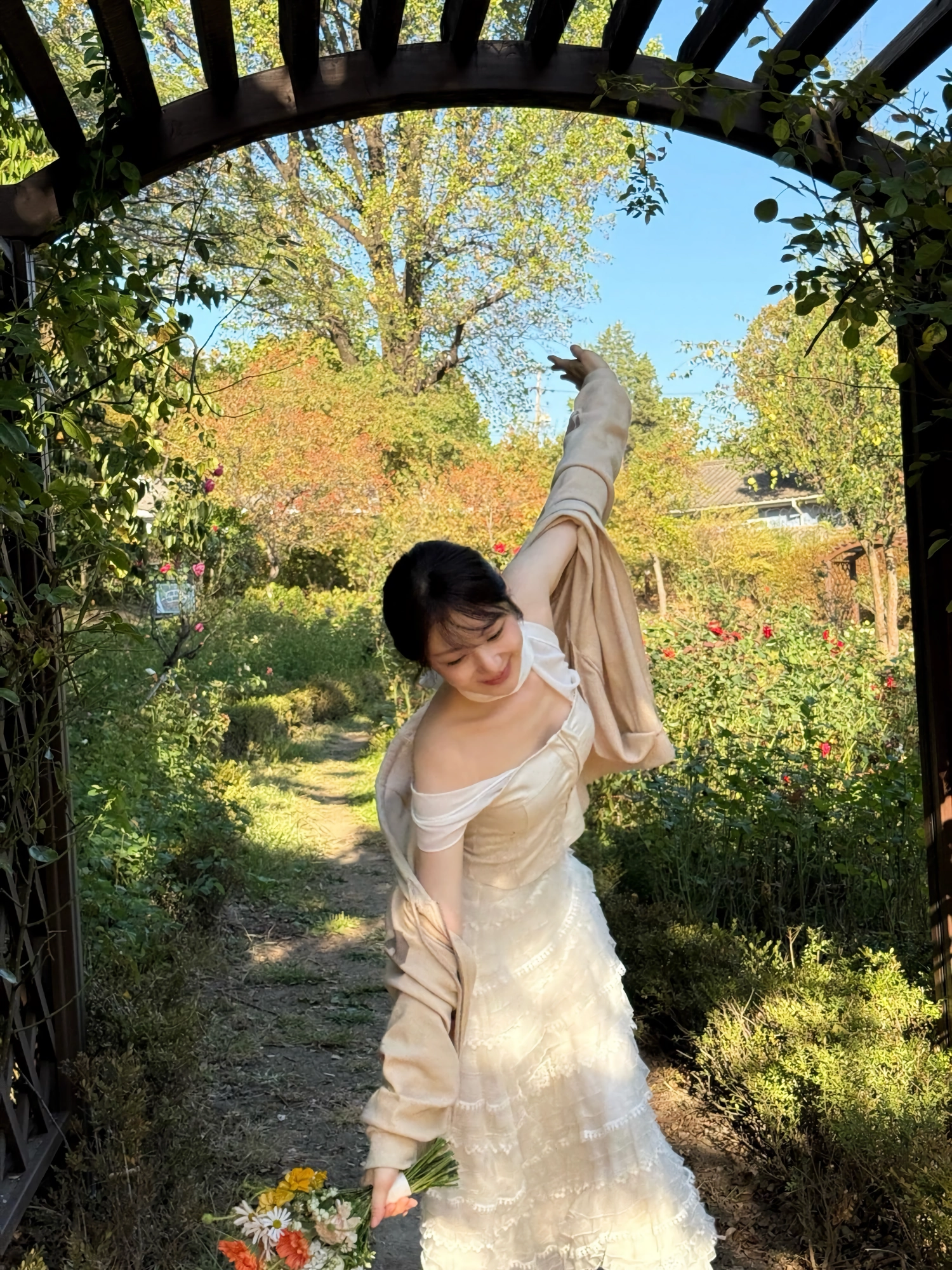 이채연