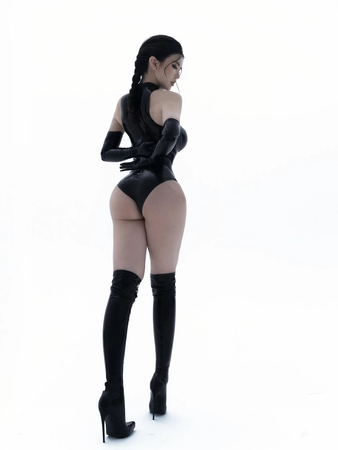 (SOUND)