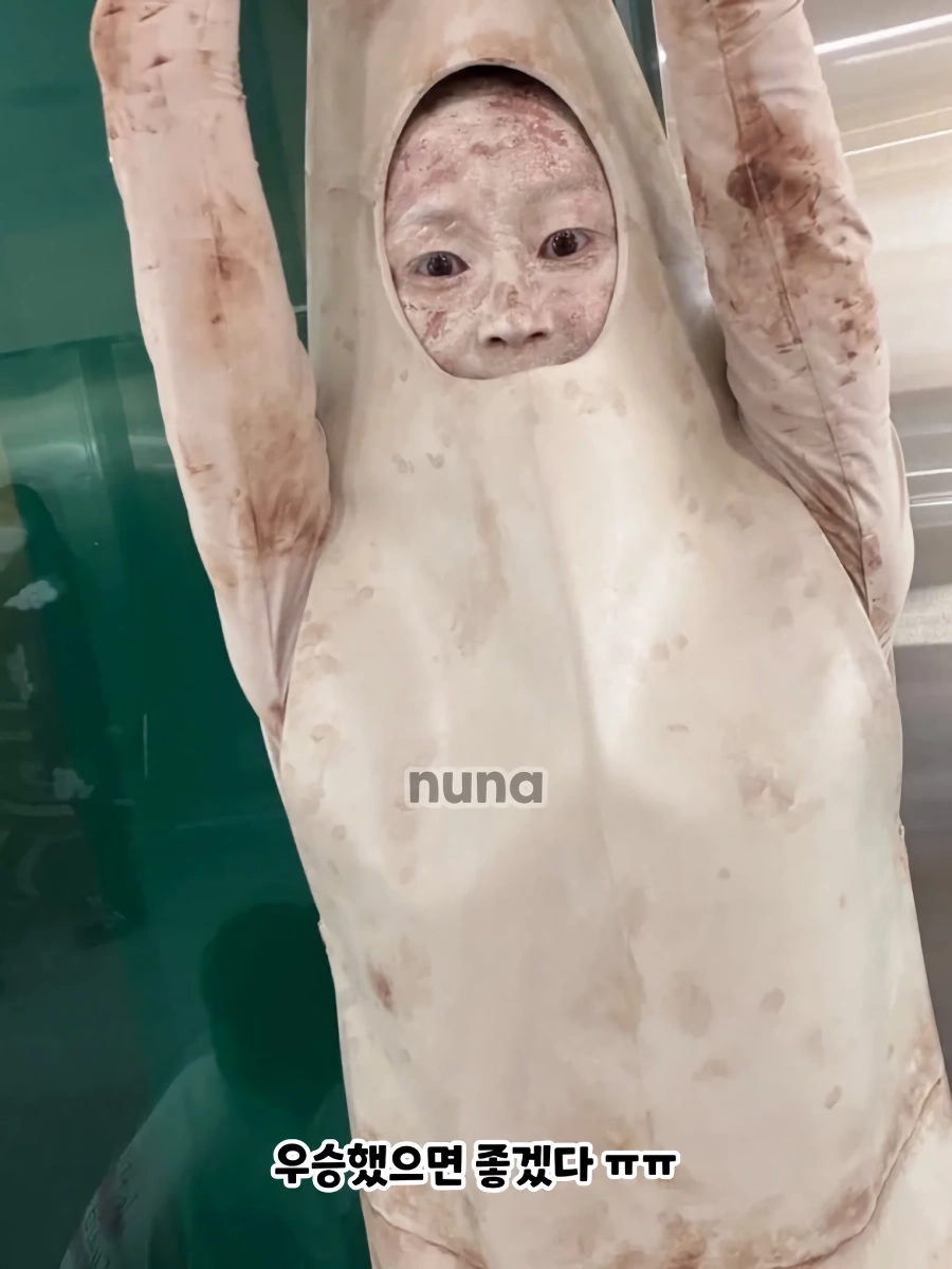국중박 본선에 진출한 22년차 모델.jpg