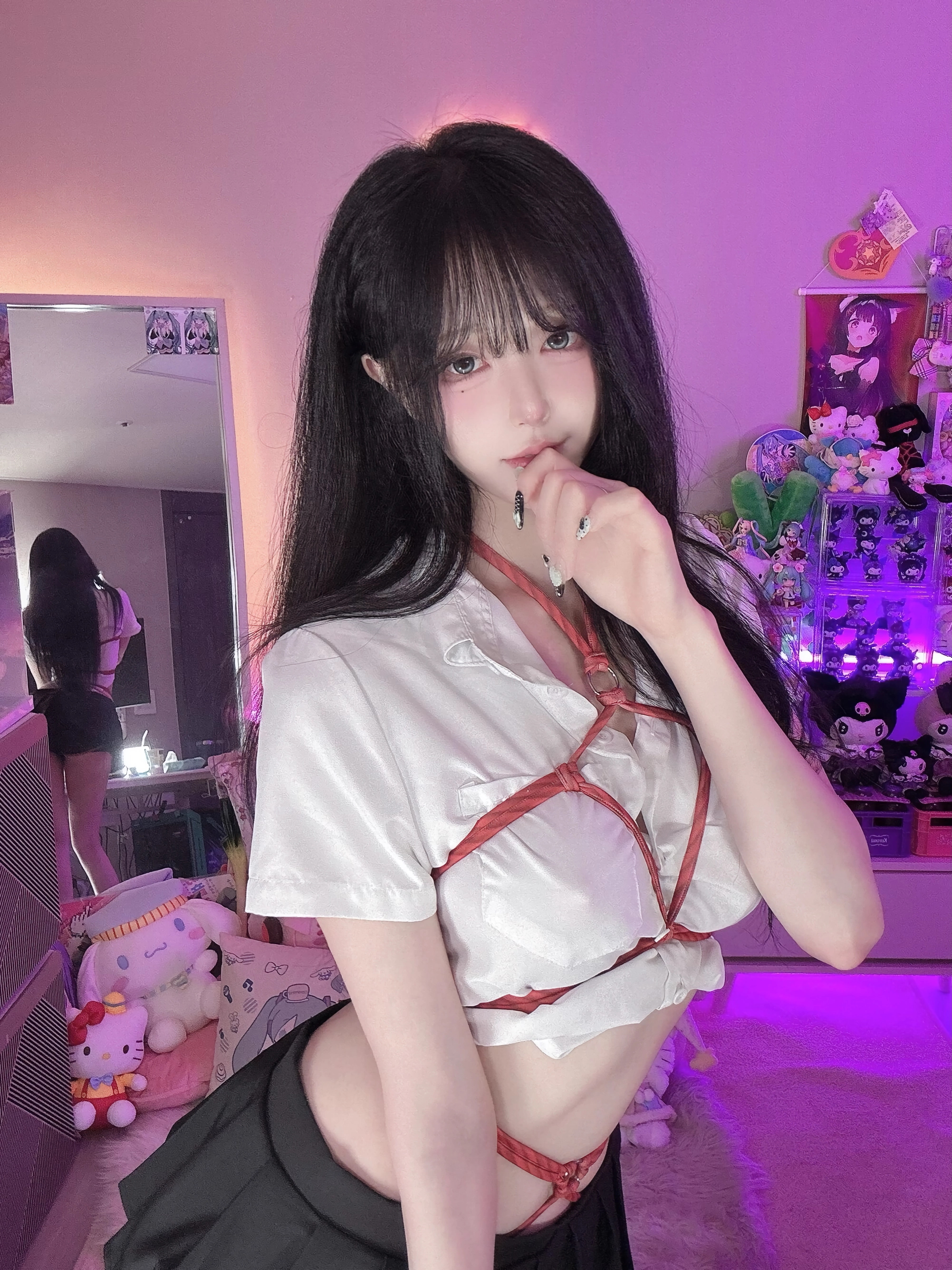 후방 ㅡ 귀갑묶기 김혜리 인스타