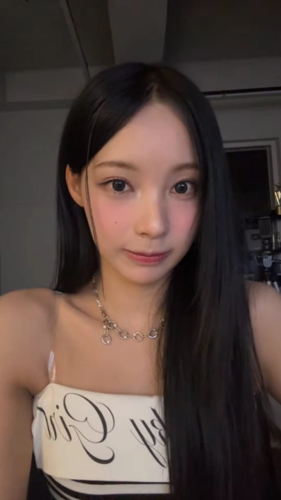 머리 만지는 원이