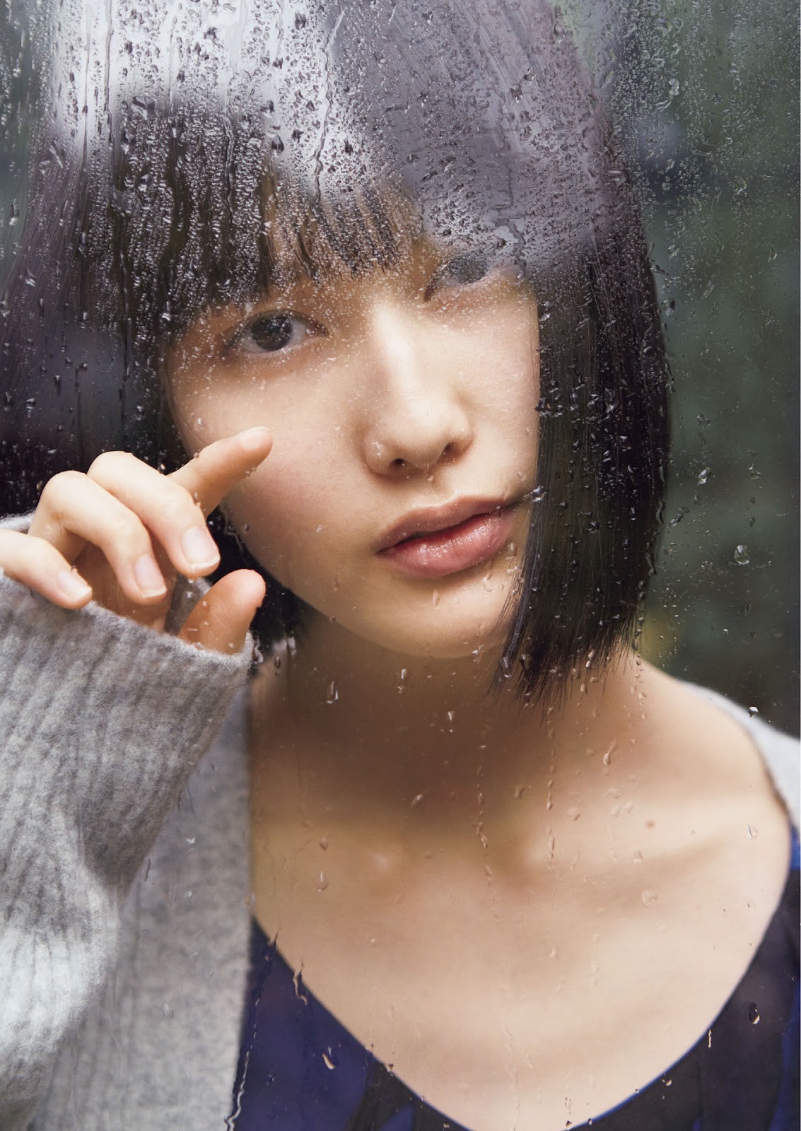 [일본]橋本愛의 그라비아 사진 60장 공개