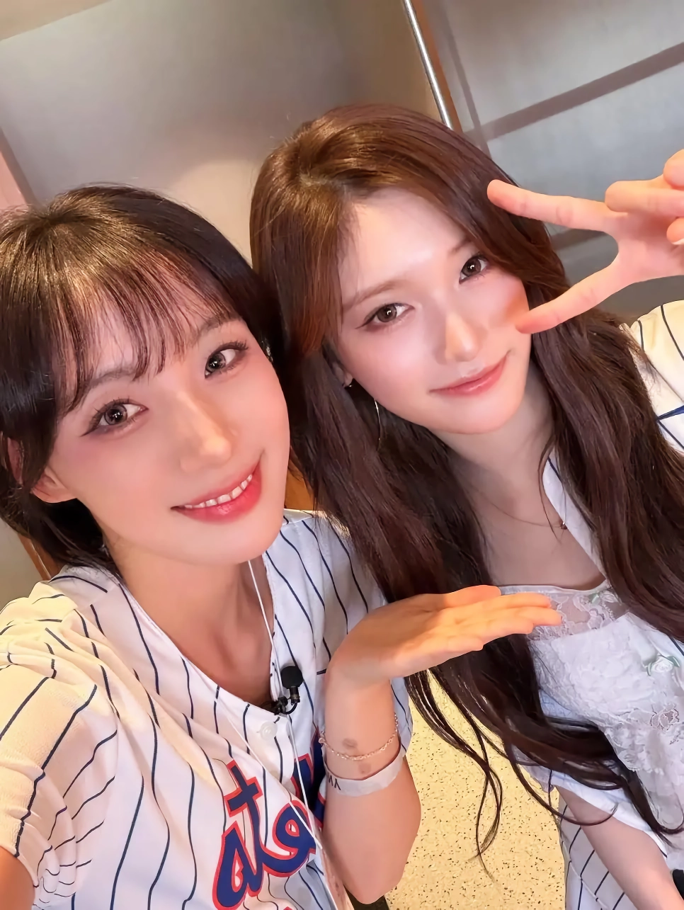아이브와 한화 하지원 치어리더.jpg