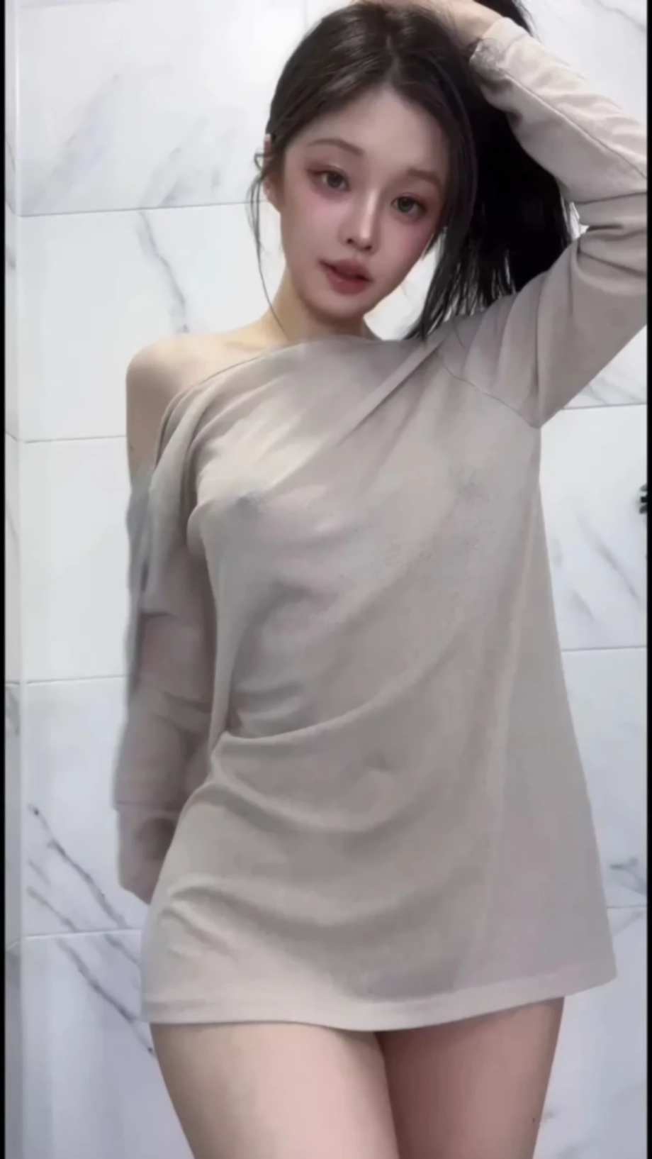 모르님 시스루 헐렁티 노브라 꼭지