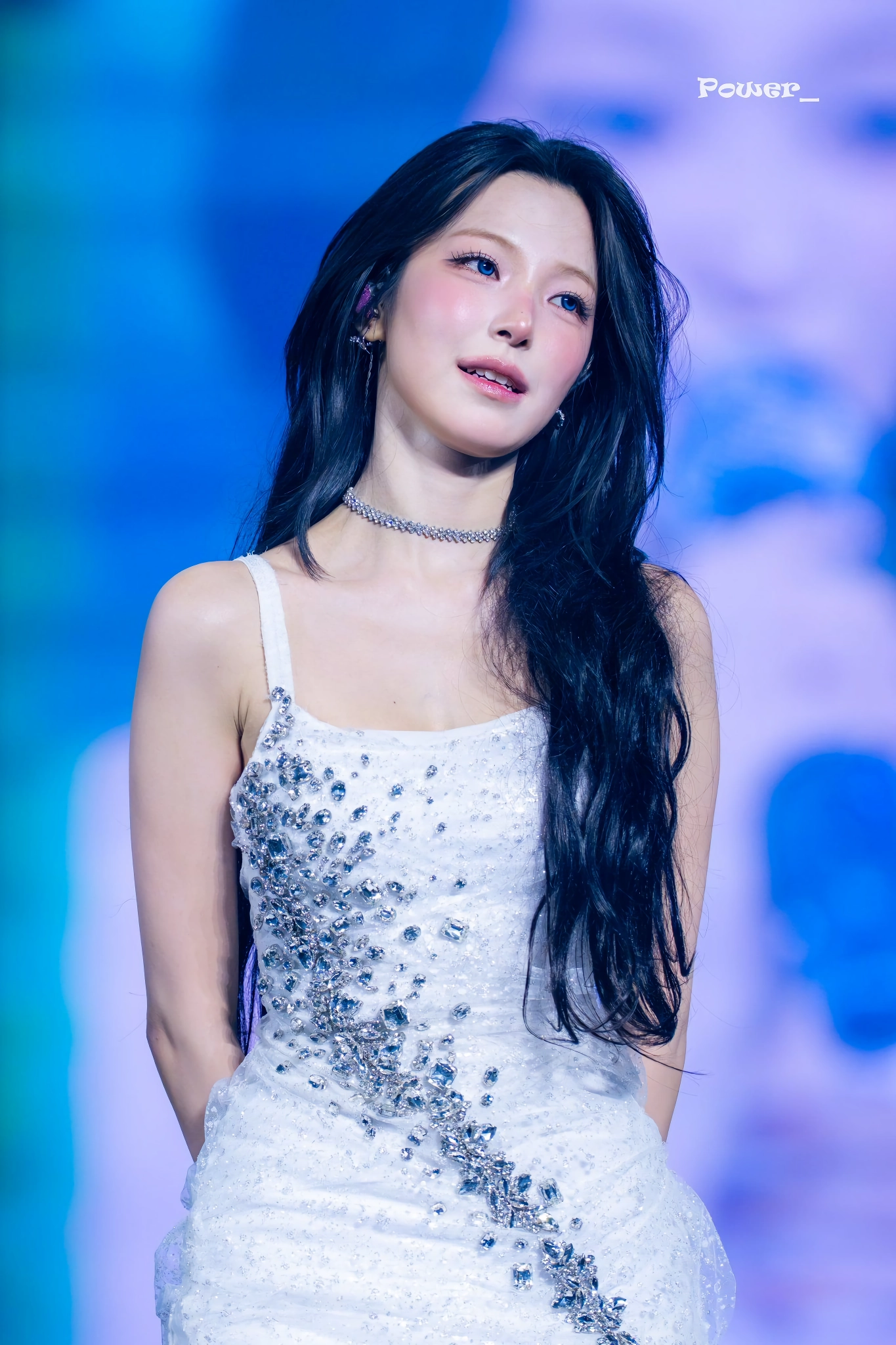 프로미스나인 백지헌