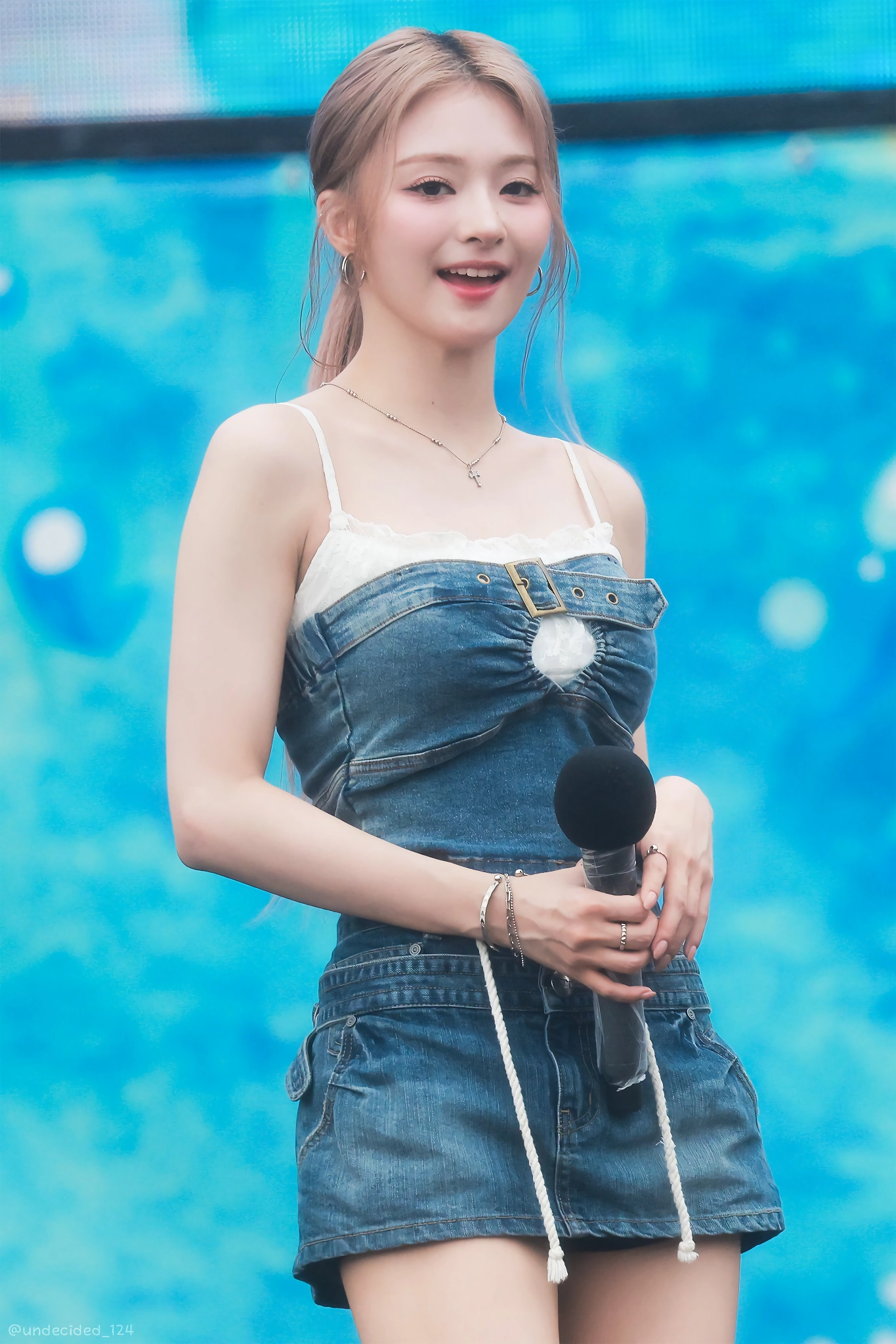 프로미스나인 이나경