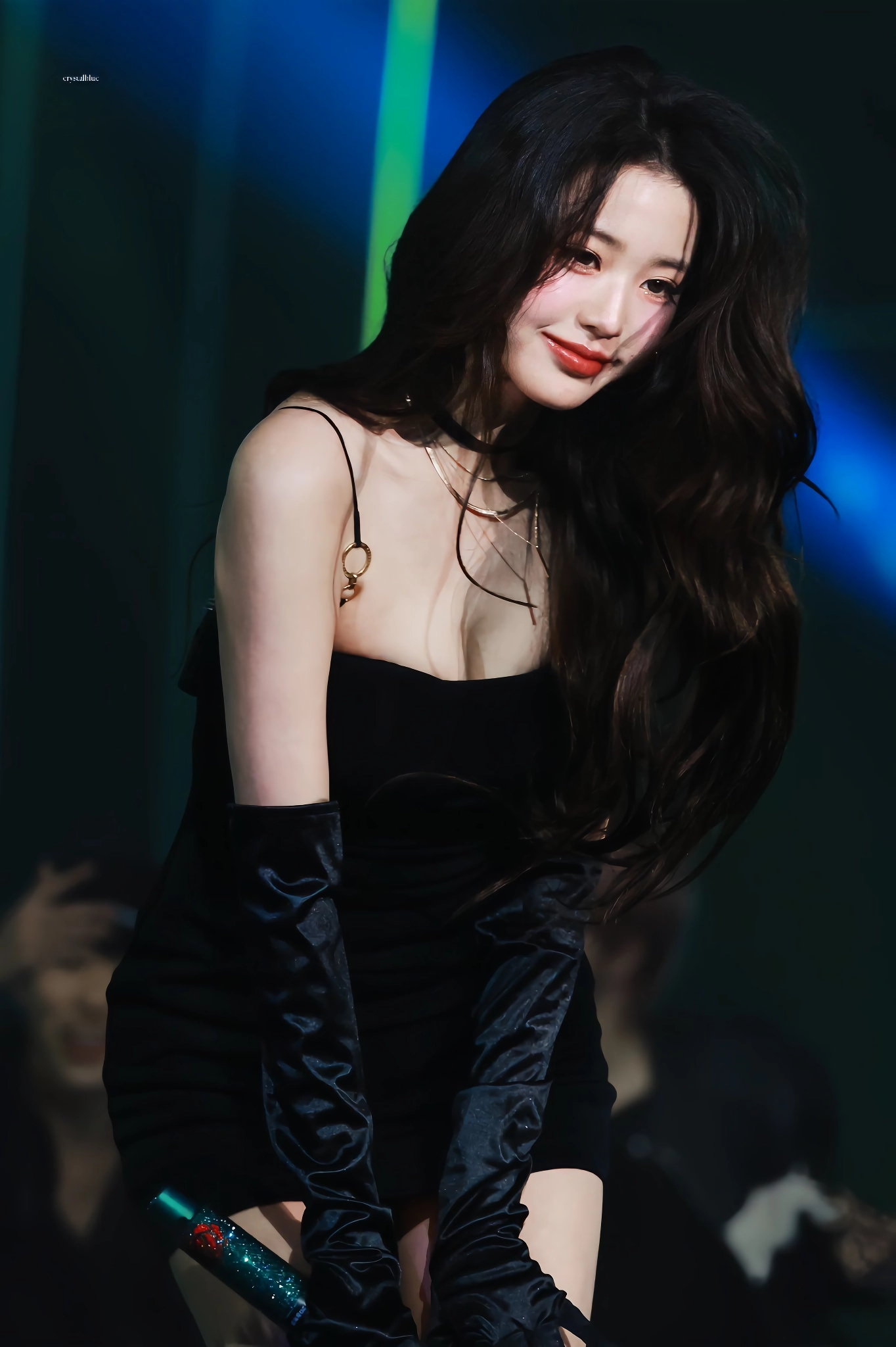 [아이브] 원영이 블랙 실크 끈 원피스