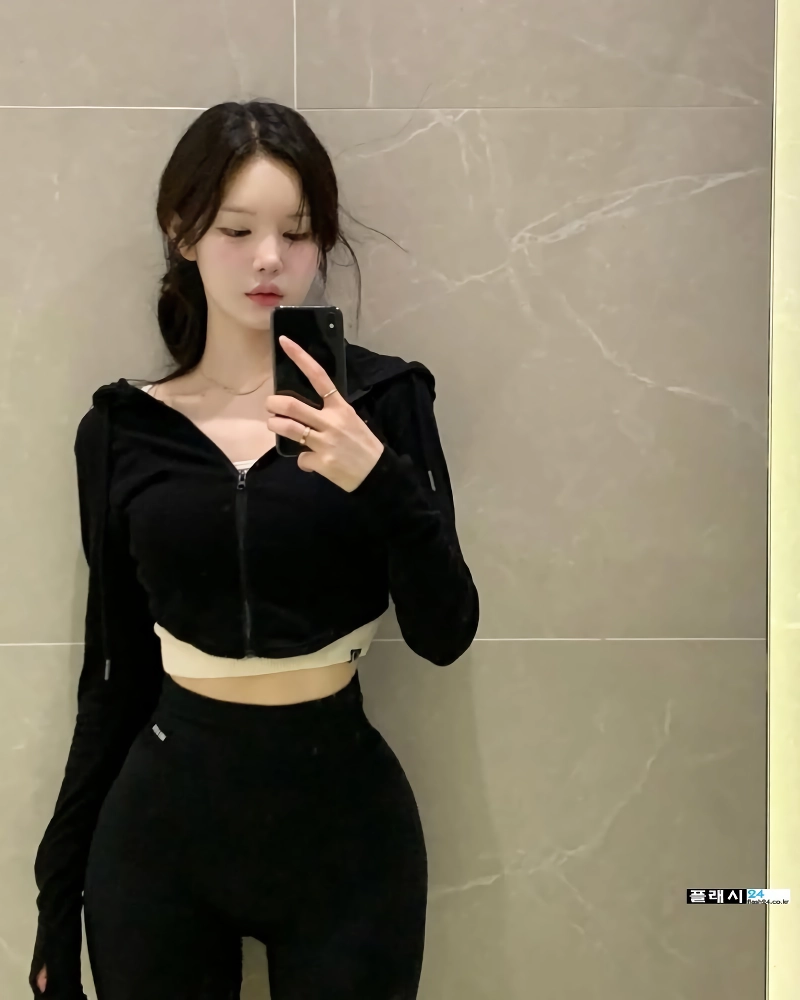 허리 잡고 싶어지는 오운완의 정석