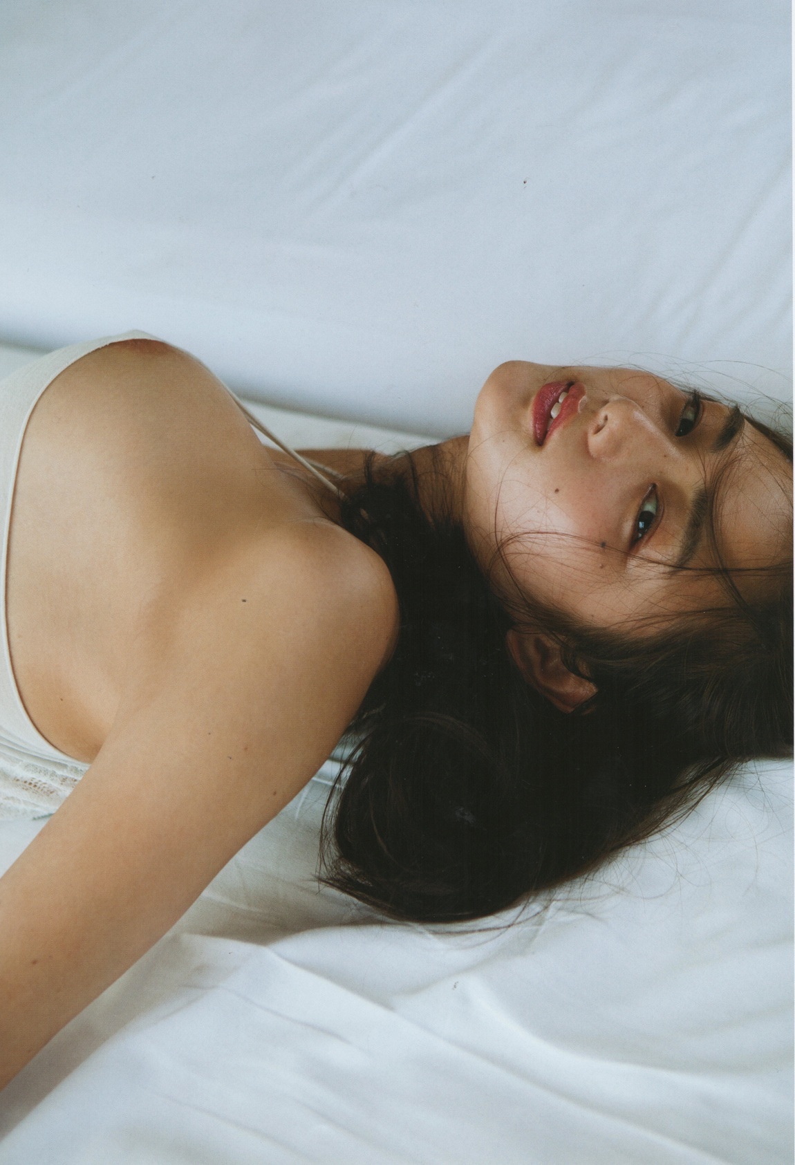 [일본]카타야마 모에미 젊은 시절 수영복 화보 사진 71장 공개