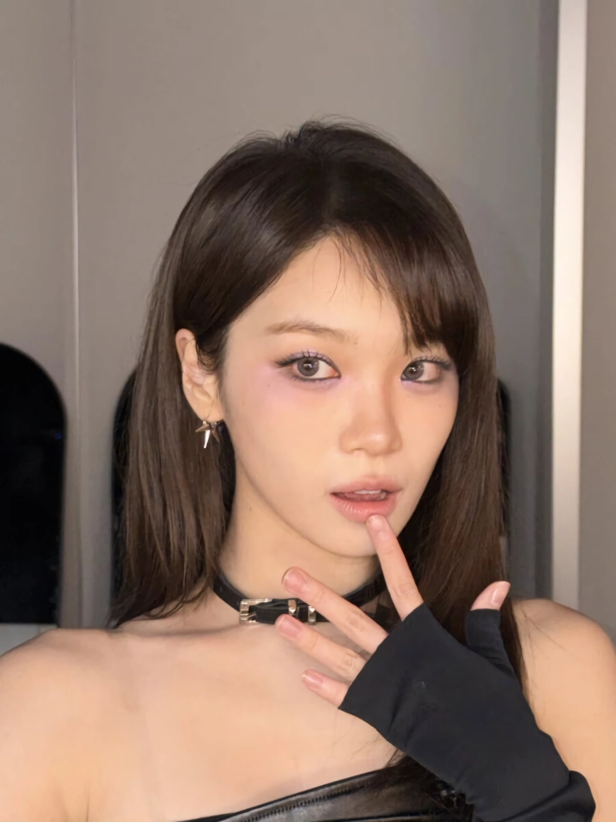 [르세라핌] 김채원 인스타 ㄷ.jpg