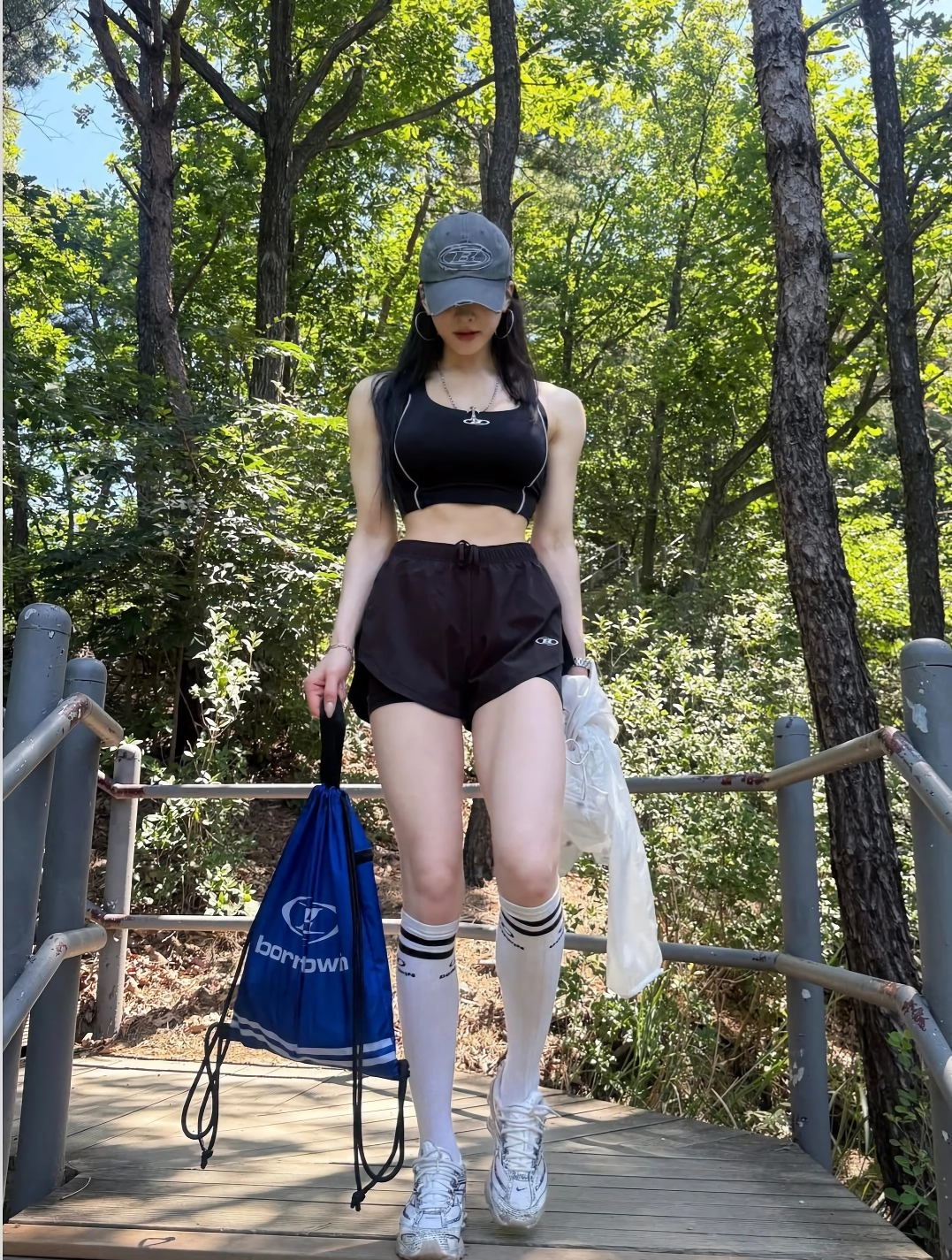 매력적인 등산녀들.jpg