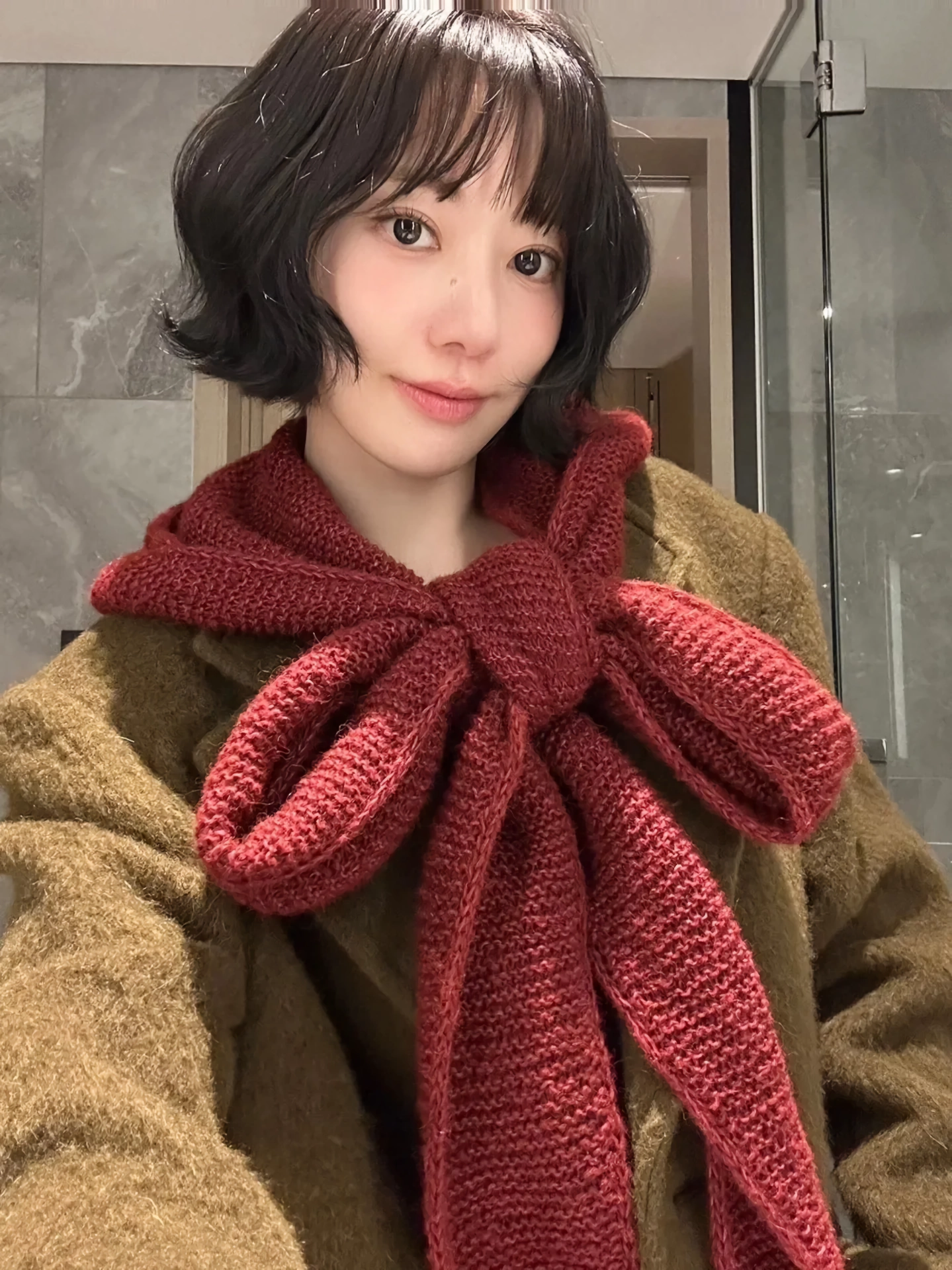 르세라핌 사쿠라가 뜨개질로 직접 만든 가방 퀄리티