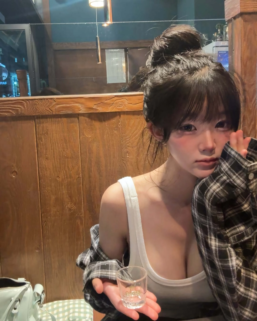 후방 ㅡ 이예은 인스타