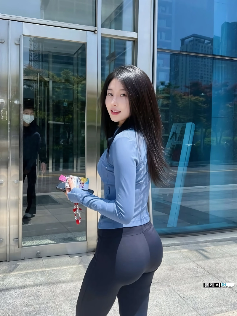 찰싹을 부르는 가연
