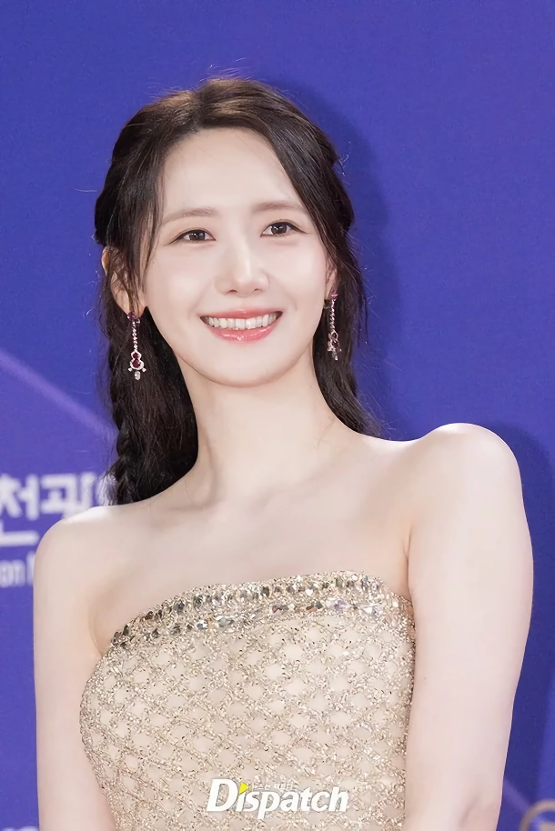 청룡시리즈 어워즈 레드카펫 드레스