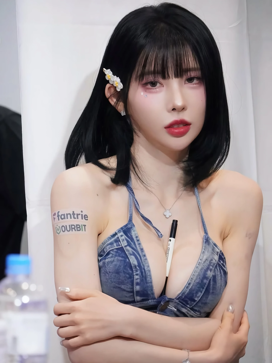 (SOUND)김우유 대만 행사 청 비키니 알가슴