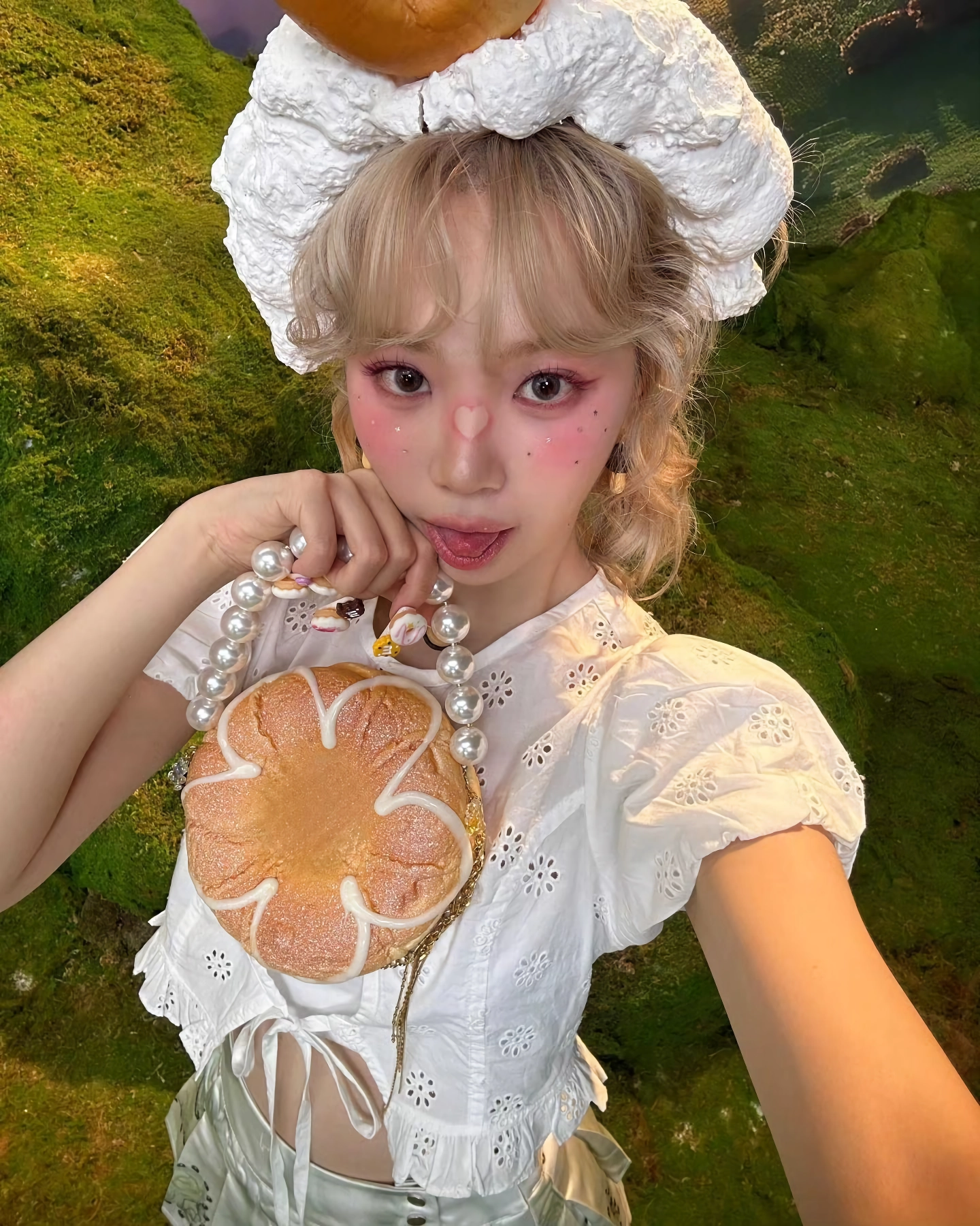 LE SSERAFIM (르세라핌) 김채원