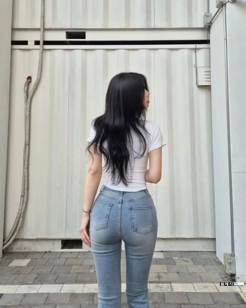 이런 청바지핏은 못 참지