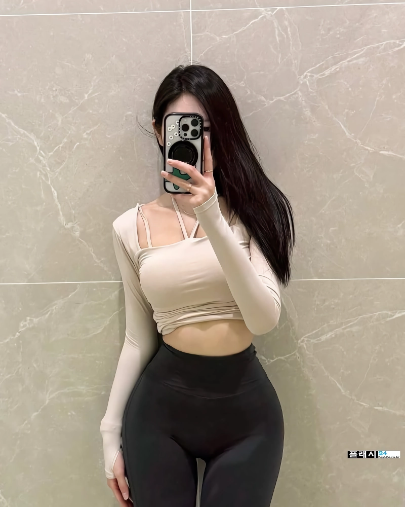 허리 잡고 싶어지는 오운완의 정석