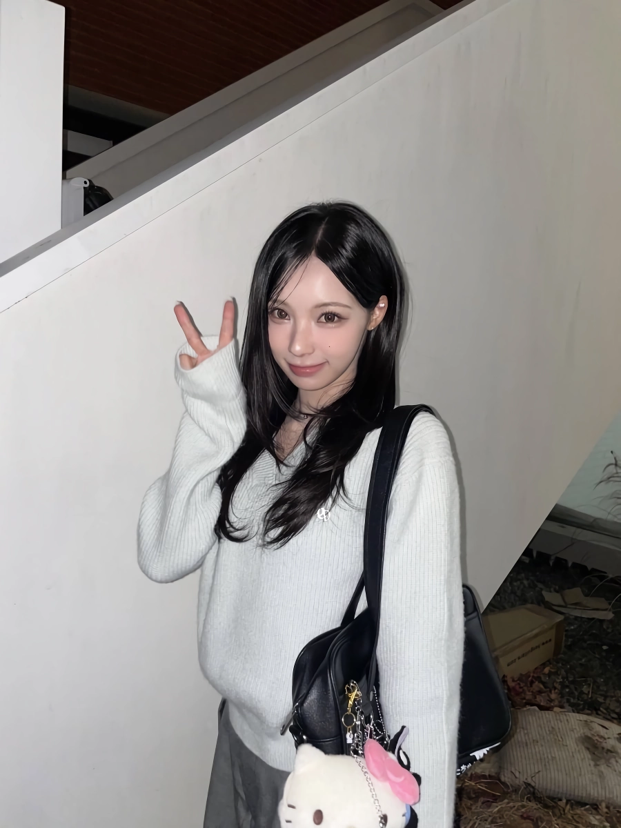 에스파 카리나 닮은 리센느 원이.jpg