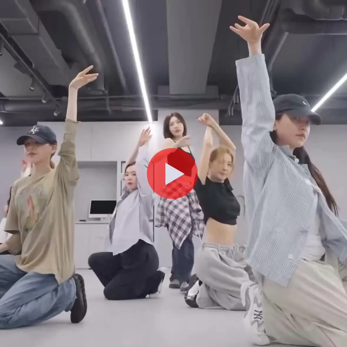 (SOUND)레드벨벳 멤버들 안무 연습.mp4