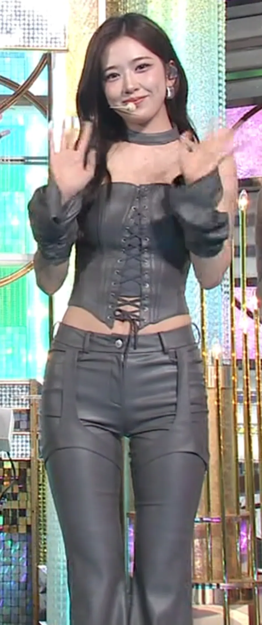 아이브 안유진 일본 무대GIF