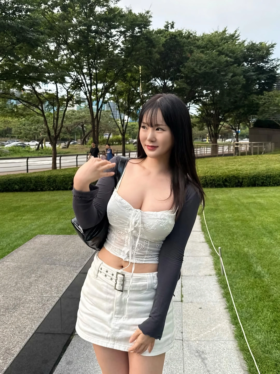 은근 눈길 가는 여자 패션.jpg(17)