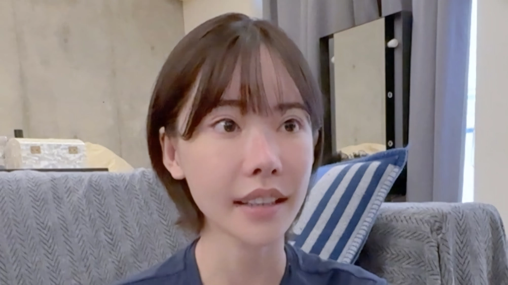 성형 부작용으로 급노화한 AV배우 후카다에미 근황