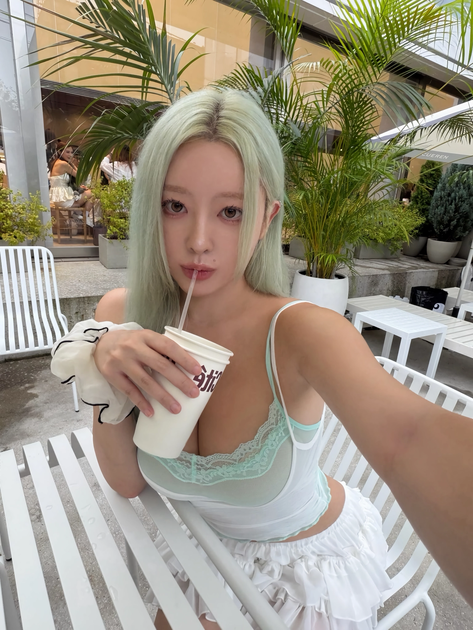 후방 ㅡ Seon_h_e 인스타
