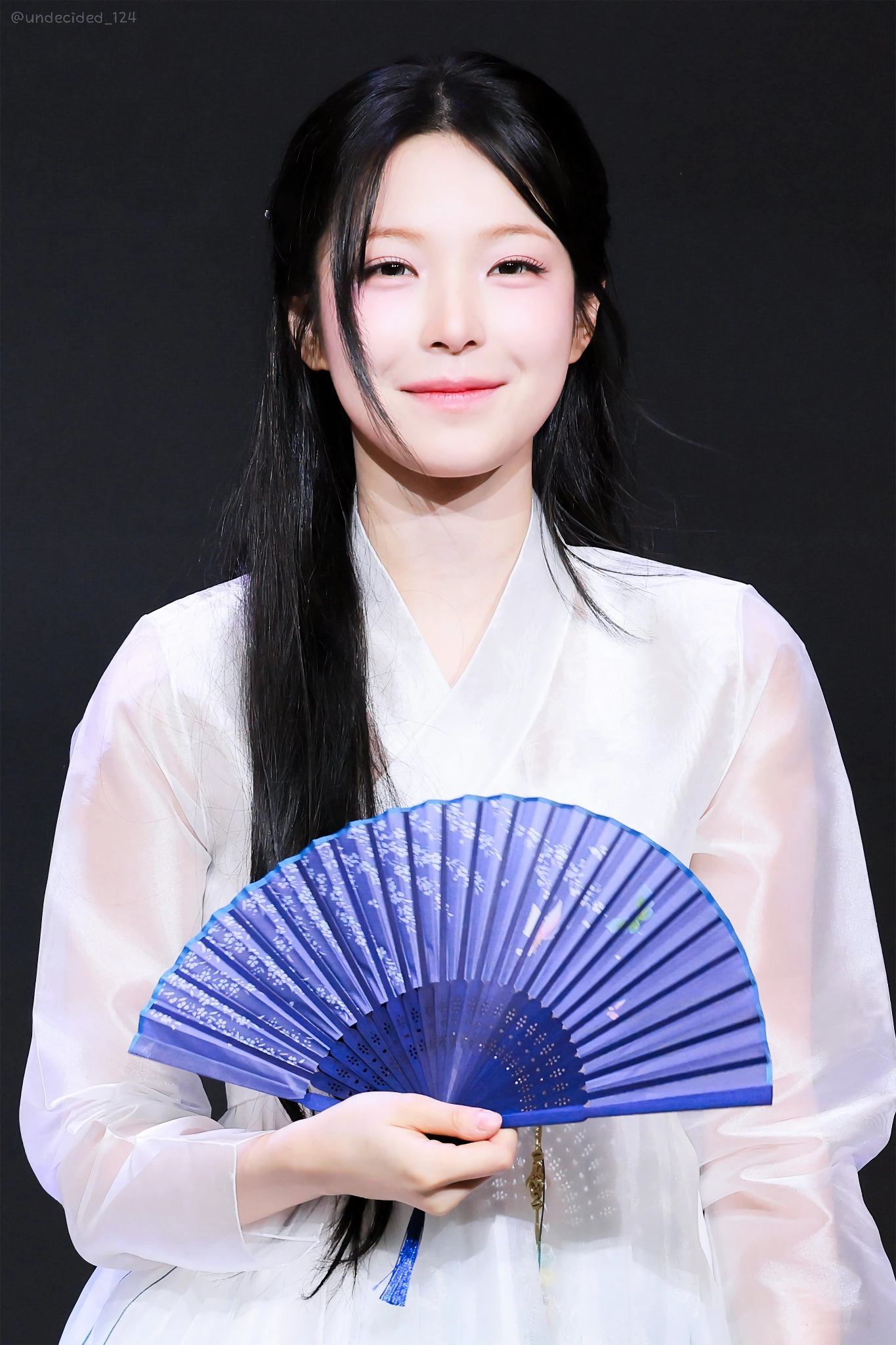 프로미스나인 백지헌