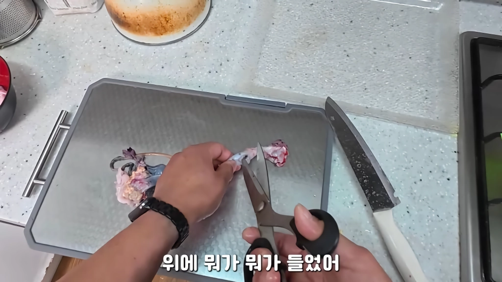 황소개구리 잡아다가 튀겨먹기(12)