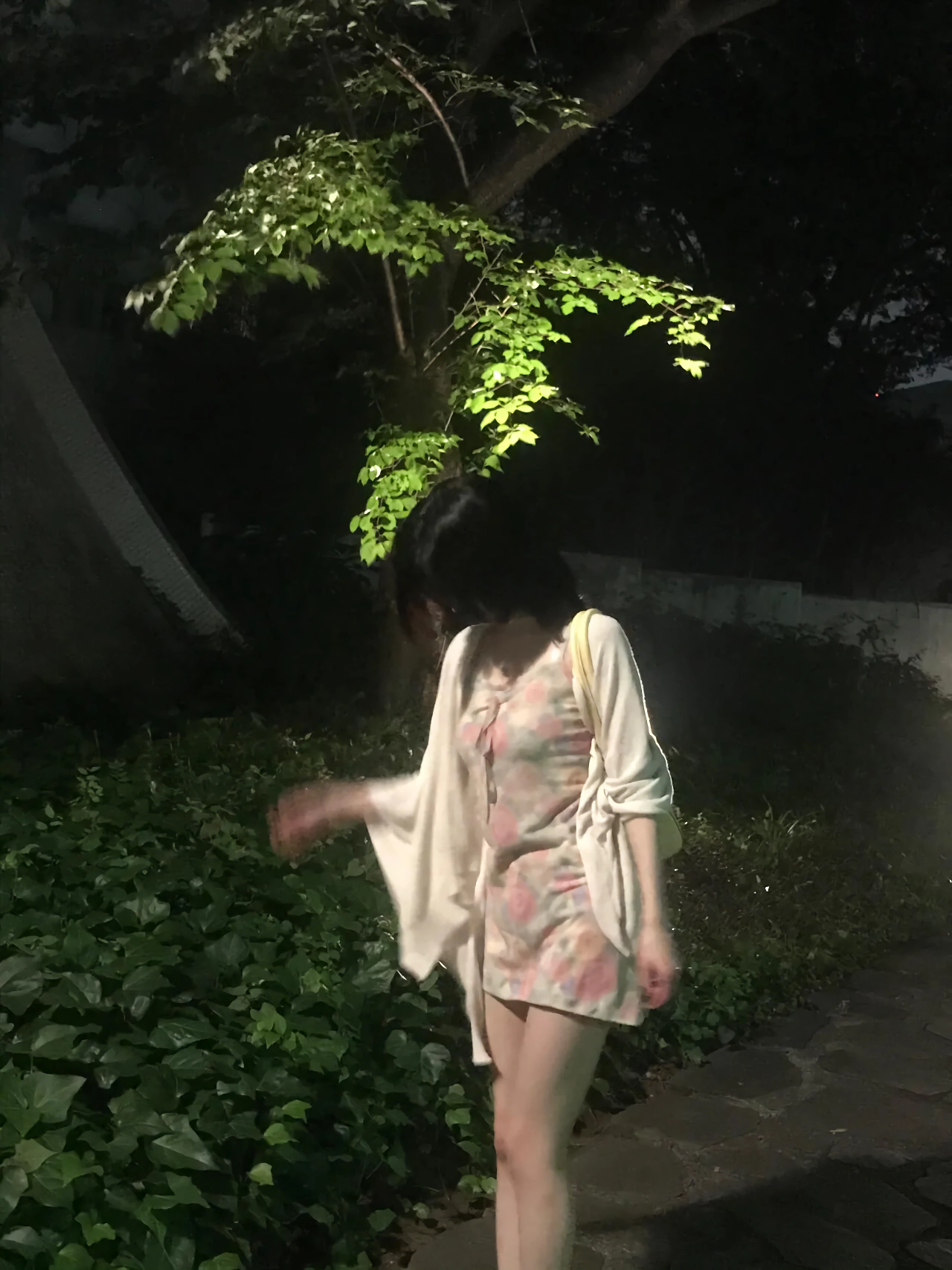 베몬 아사 여친짤 .jpg