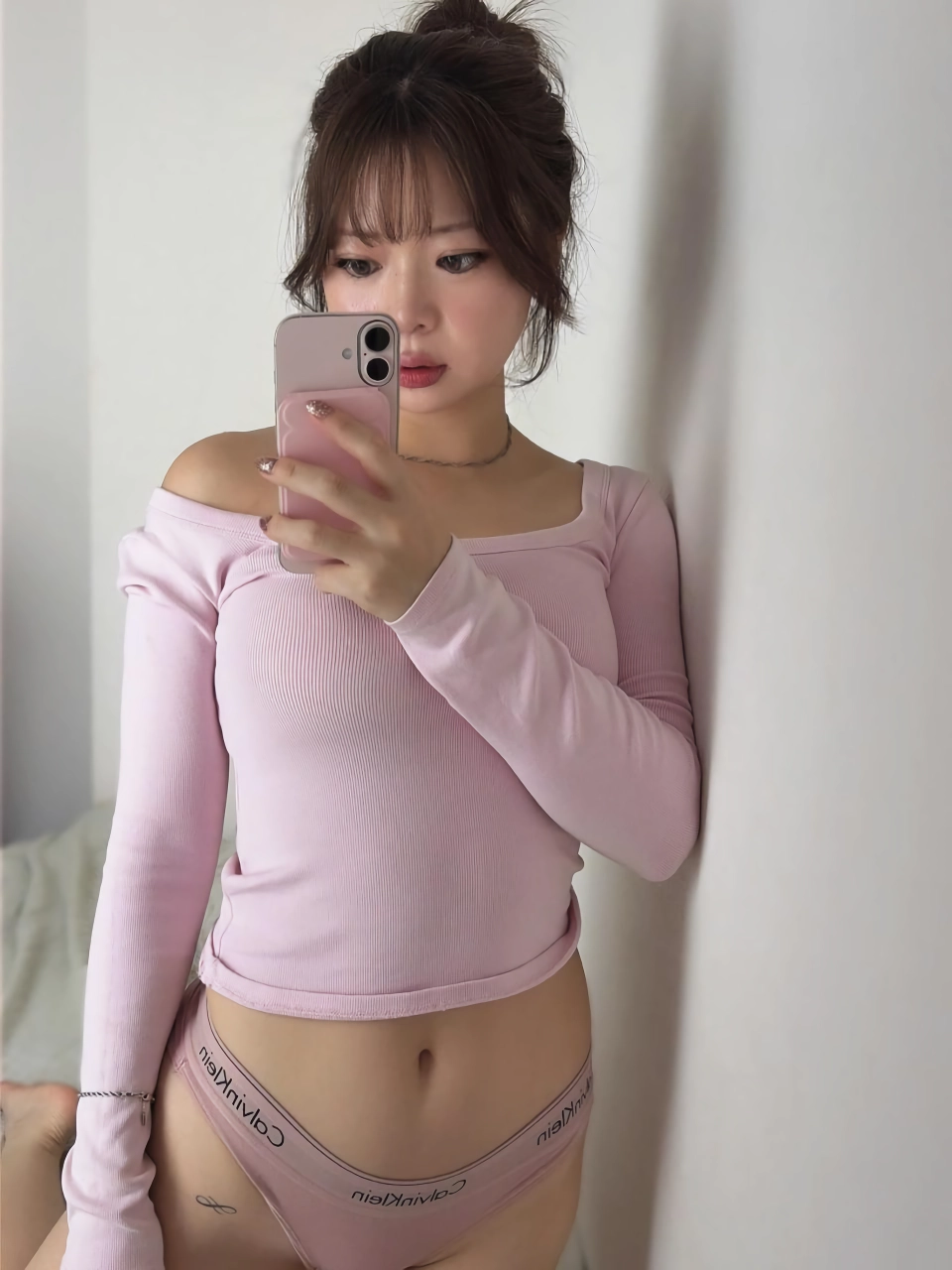 하이레그 팬티를 즐겨 입는 일본 누나