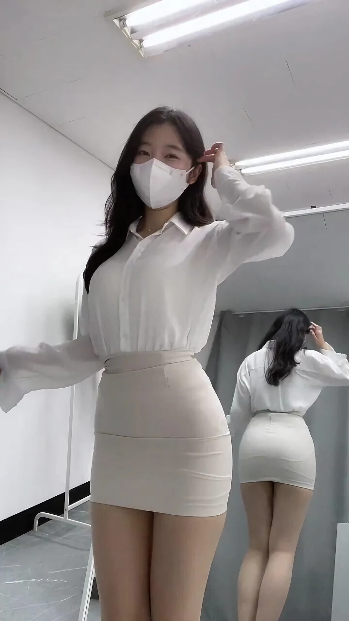 미치게 만드는 오피스룩 특징