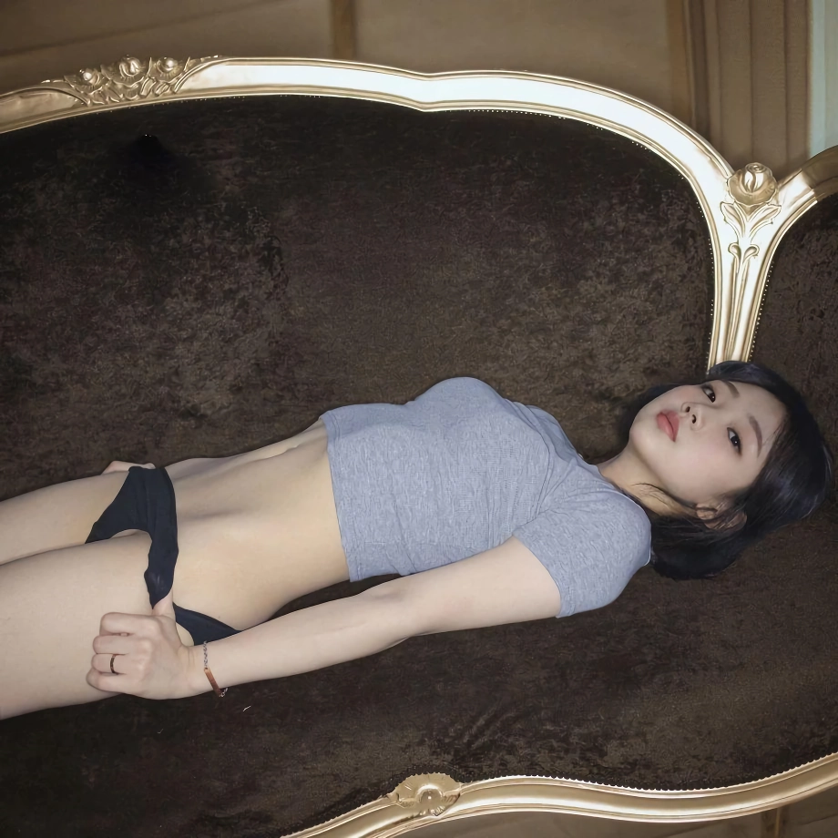야한 사진 찍는 작가님 모델 누나들