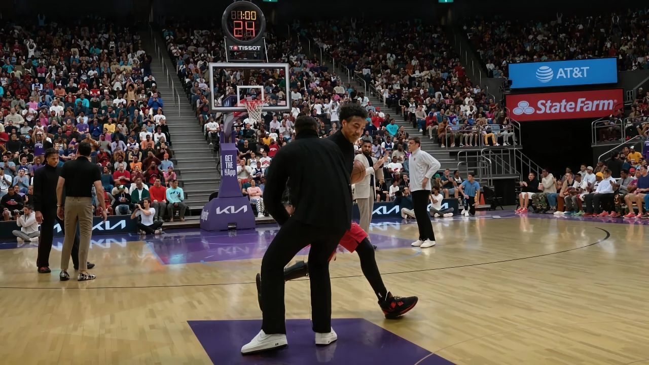 놀라움 그 자체인 NBA 게임 DLSS5 적용 모습.jpg