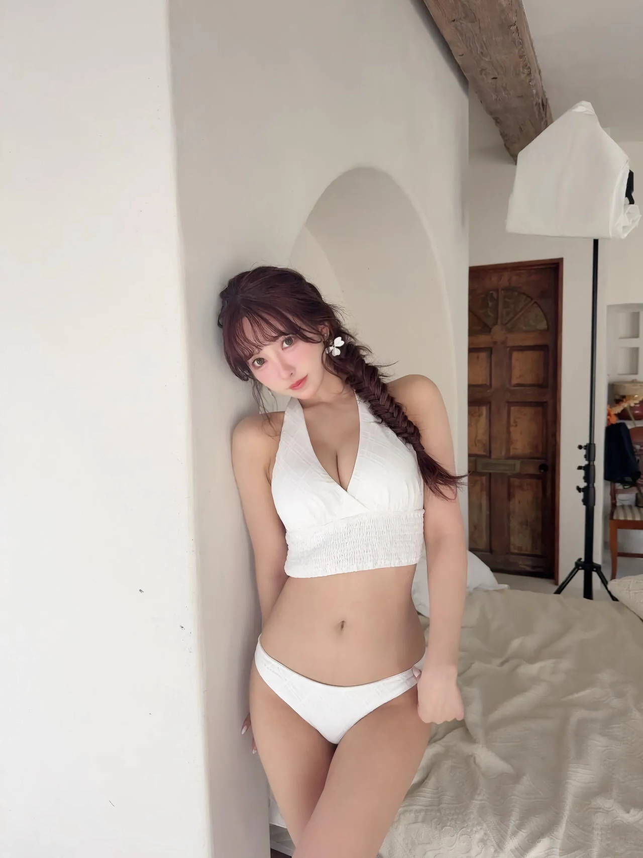 이 얼굴에 몸매로 AV 찍어줘서 그저 고마웠다.