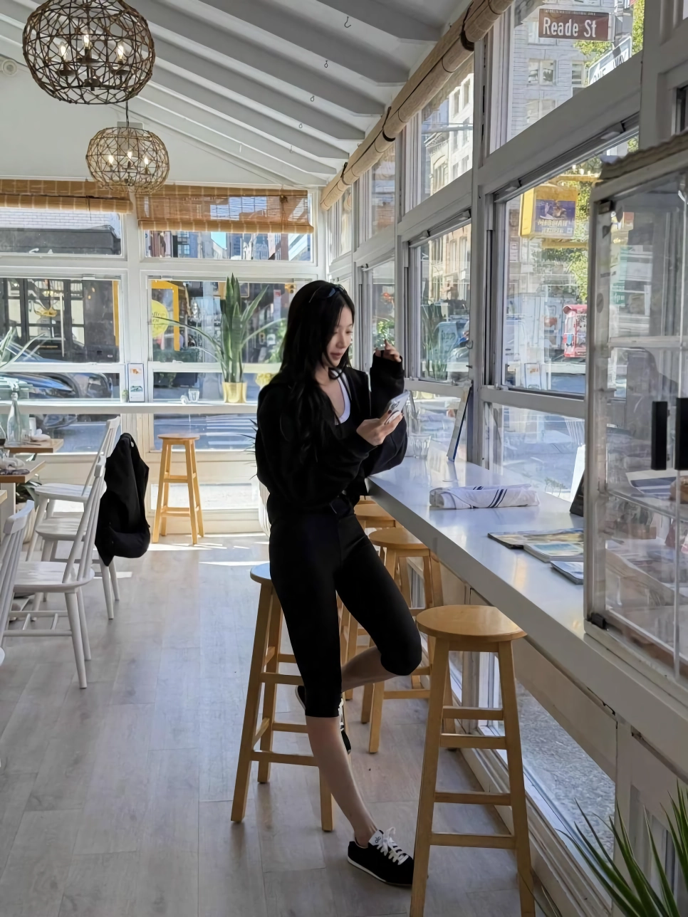 인스타) 레깅스 입고 거리를 활보하는 카즈하