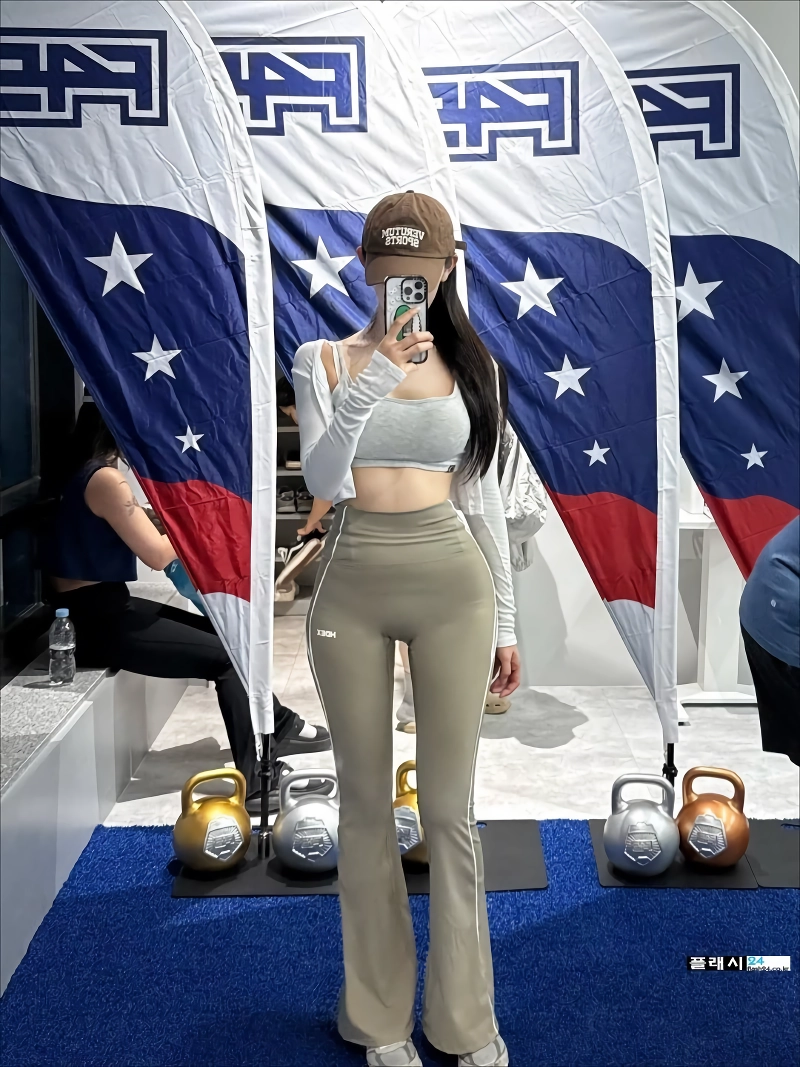 허리 잡고 싶어지는 오운완의 정석