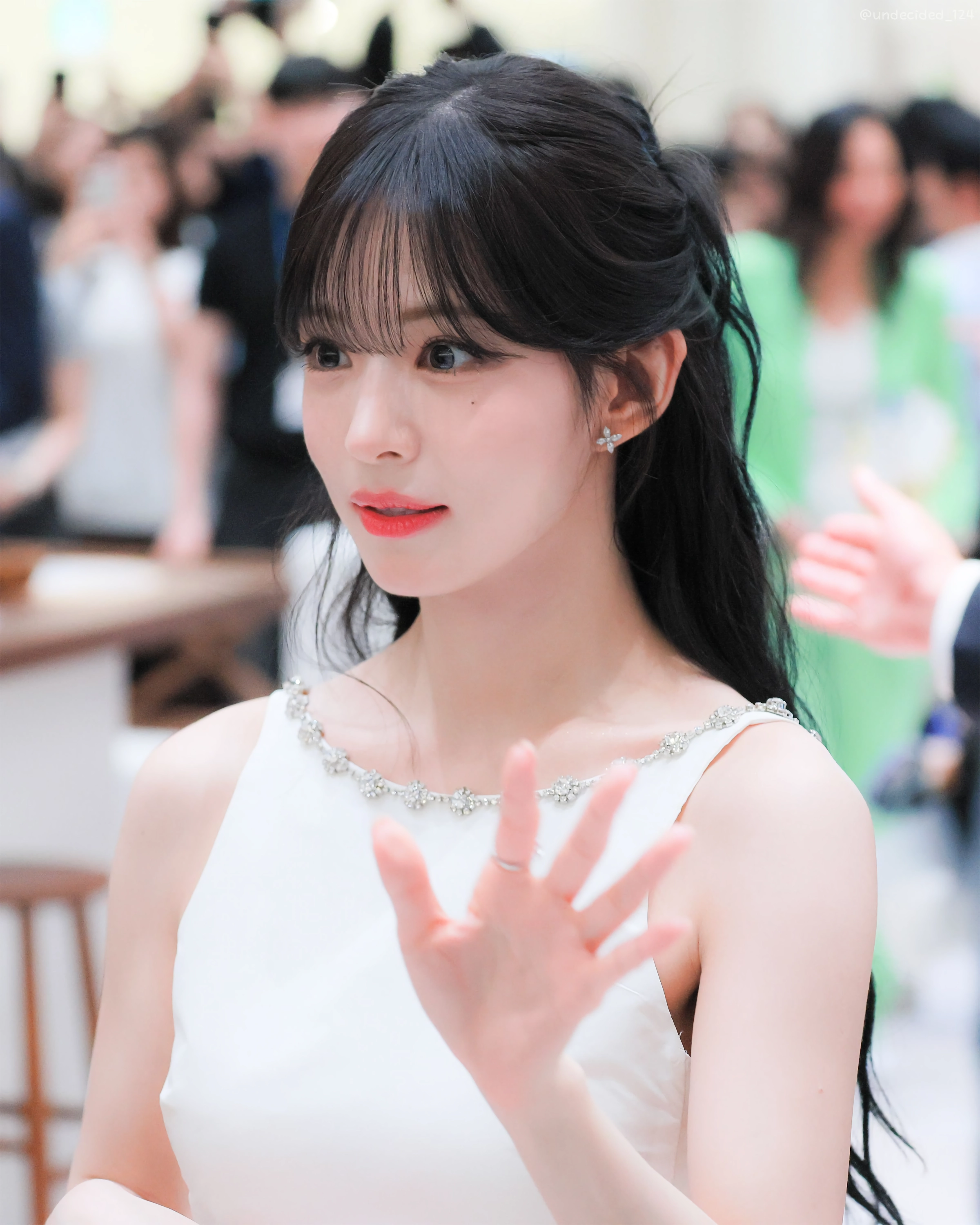 프로미스나인 이채영