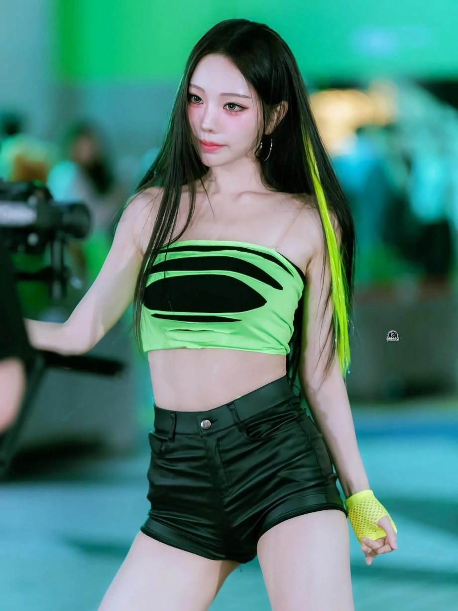 (ㅎㅂ) 카리나도 닮고 원이도 닮았다는 눈나