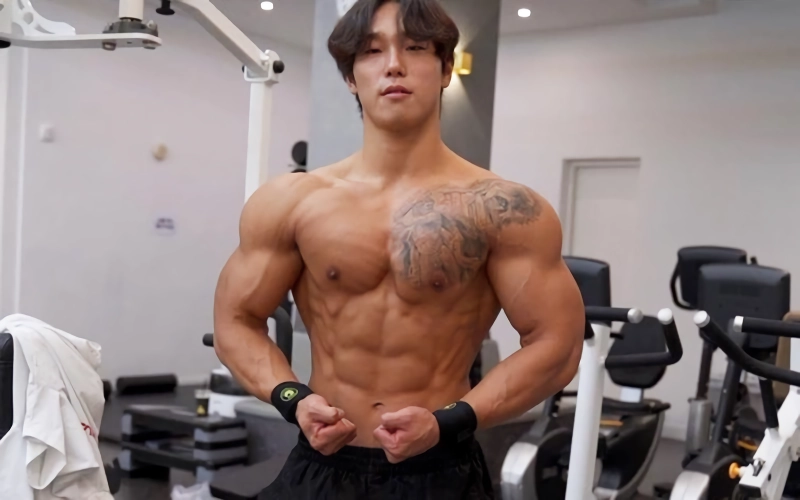 윤성빈 vs 류준열
