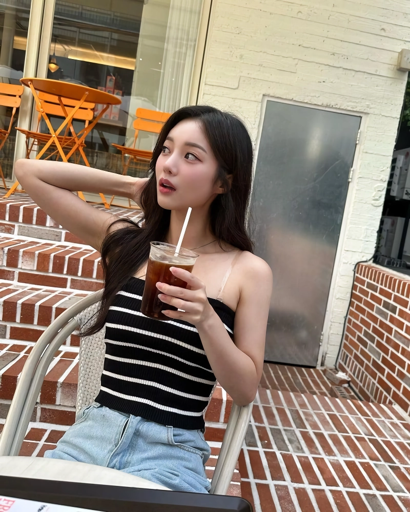 한소은 사복패션