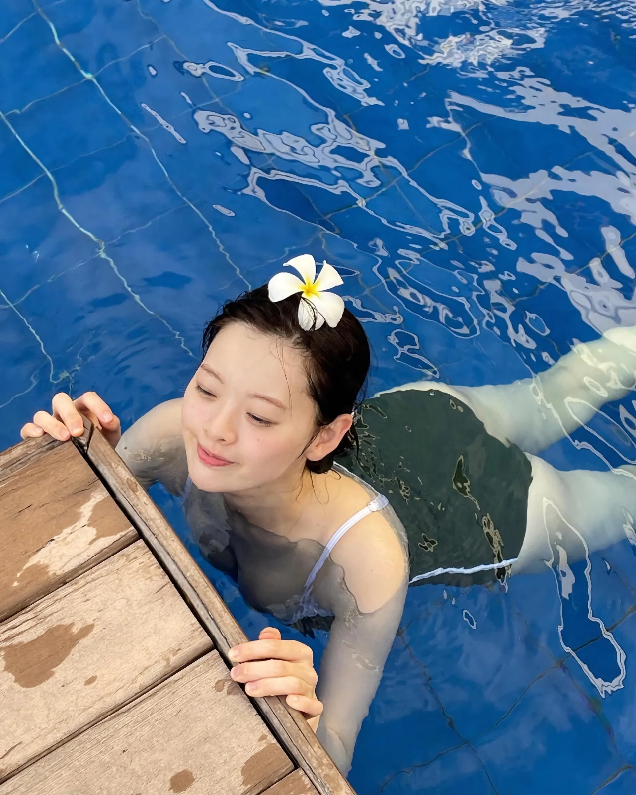 ㅇㅎ?) 배우 한수아 예전 수영복 사진