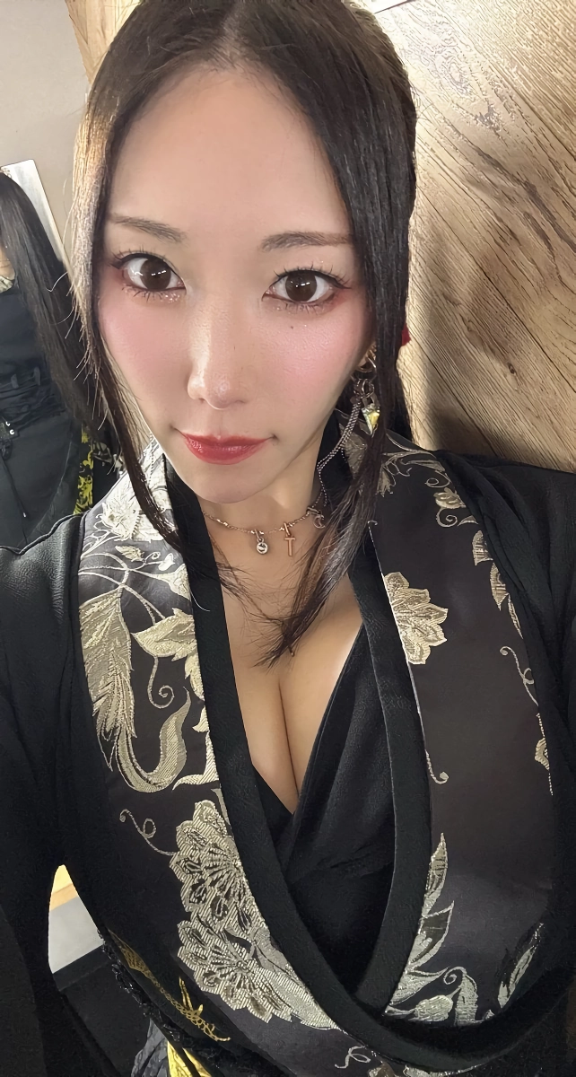 나나미 티나