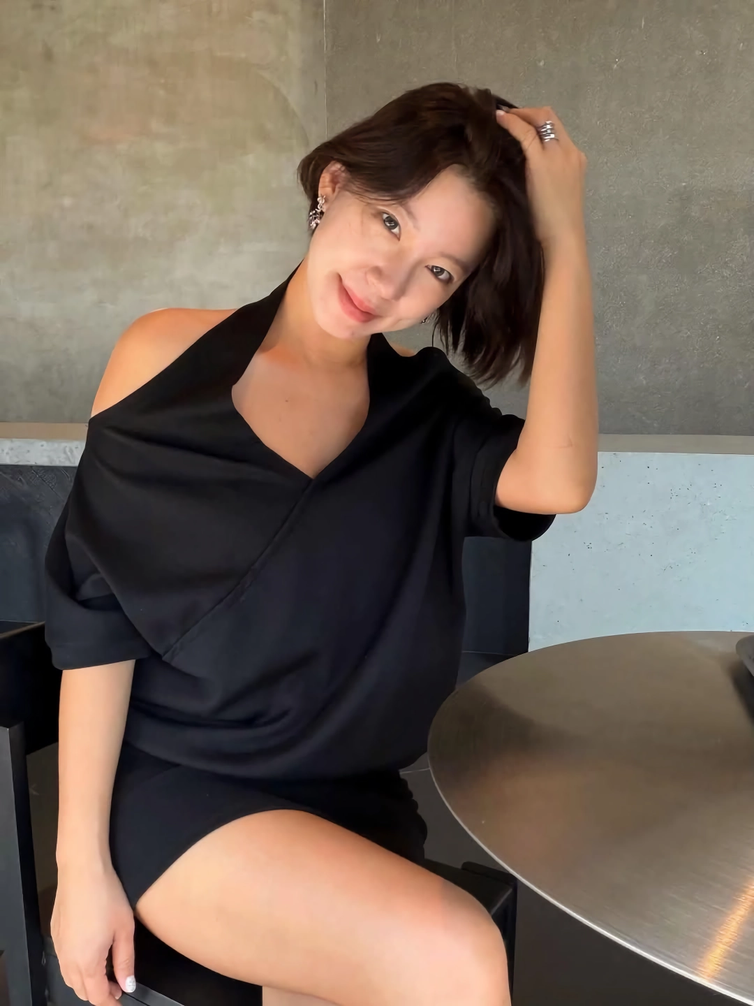 상위 5% 몸매 일듯한 40대 유부녀.jpg