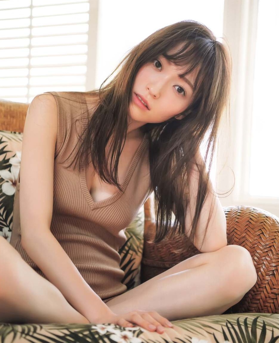 [일본]마호 야마구치 수영복 화보 50장 ①