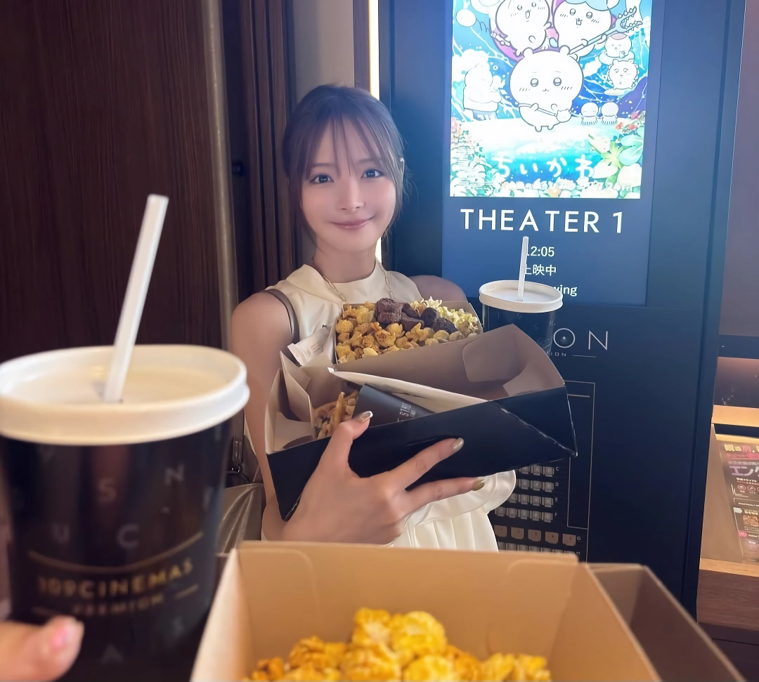 은퇴한 모모노기 카나 근황