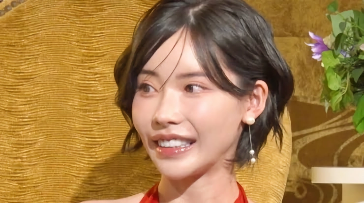 성형 부작용으로 급노화한 AV배우 후카다에미 근황
