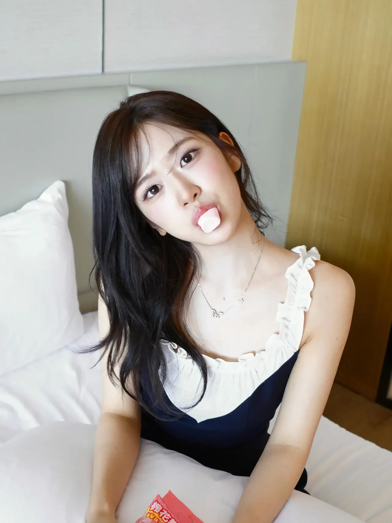 안유진 여친짤 .jpg